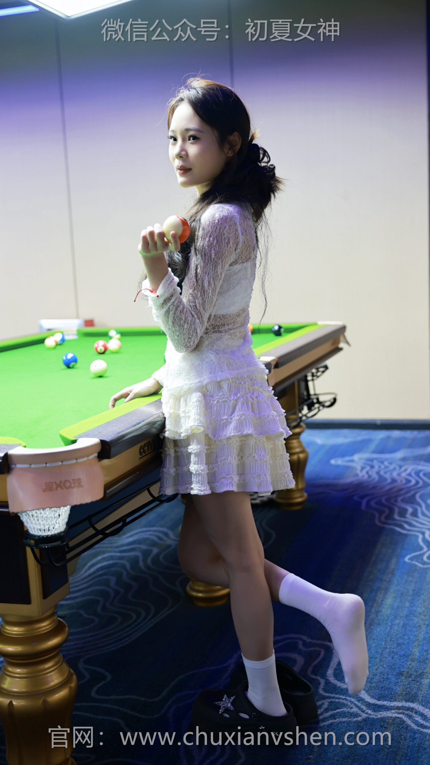 021/七七~ 【完美结合】女生打台球，不仅是一种运动，更是一种生活态度。